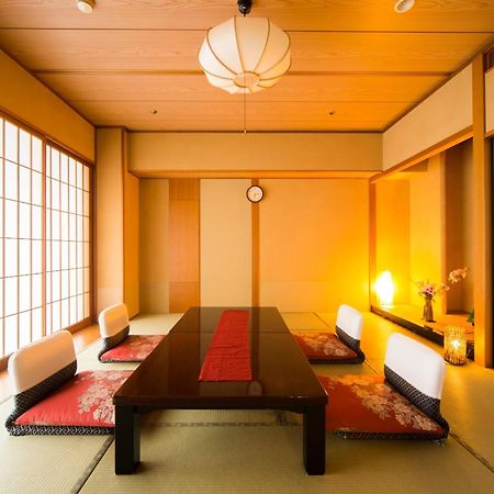 Tokiwa Yamaguchi Quarto foto